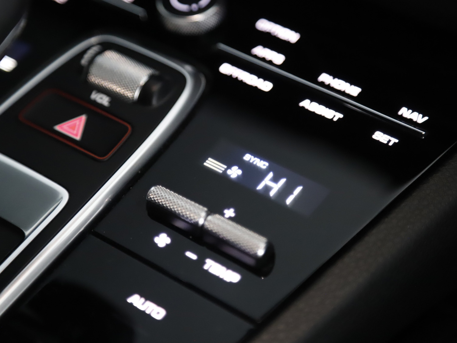 Used Porsche Cayenne 2019 for sale - 76469145: Photo 40