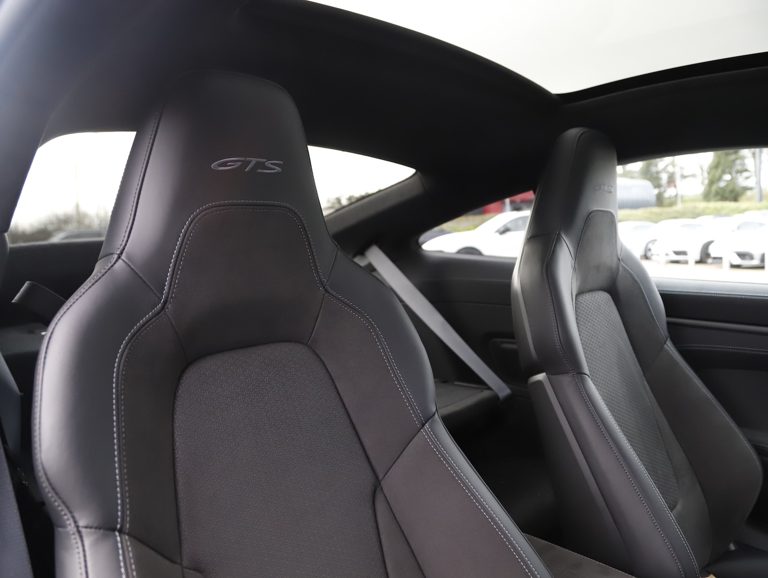 Used Porsche 911 2025 for sale - 78199840: Photo 22