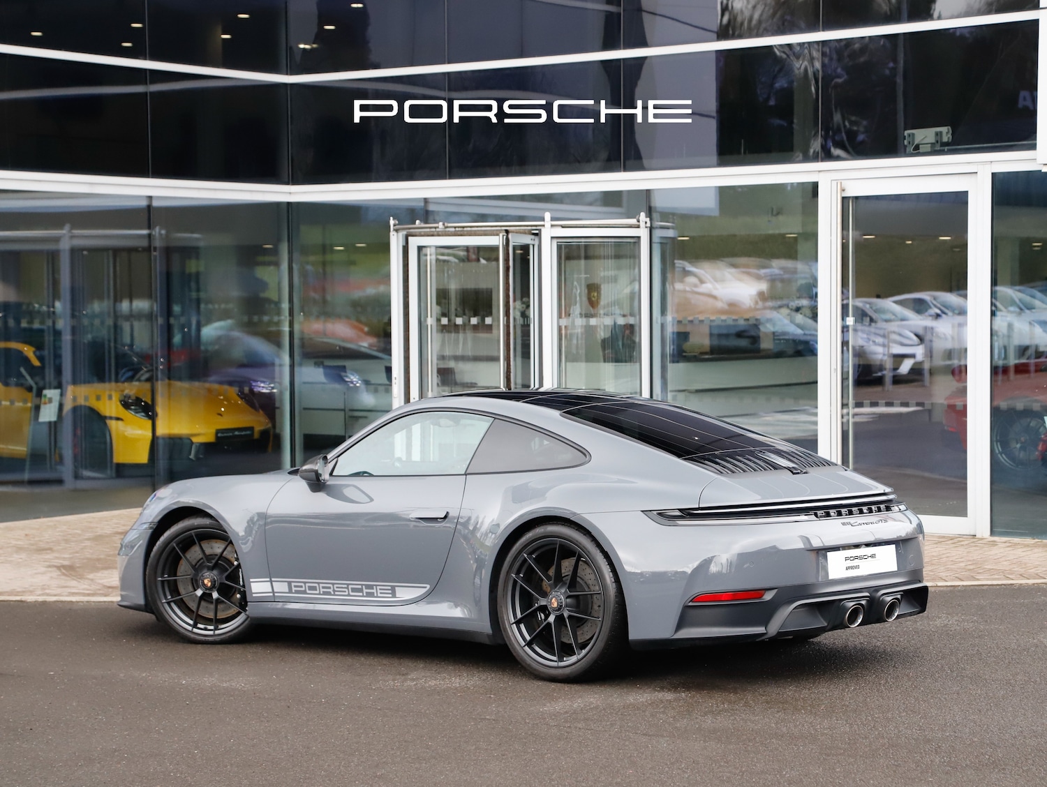 Used Porsche 911 2025 for sale - 78199840: Photo 3