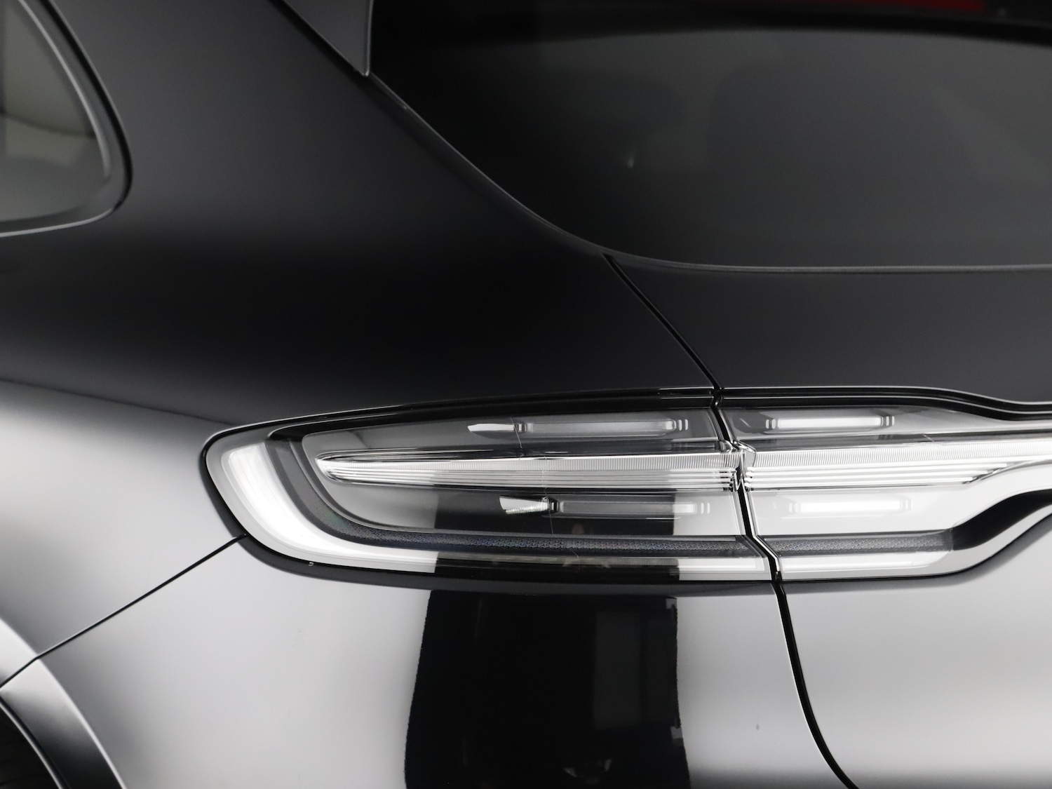 Used Porsche Macan 2025 for sale - 76184795: Photo 11