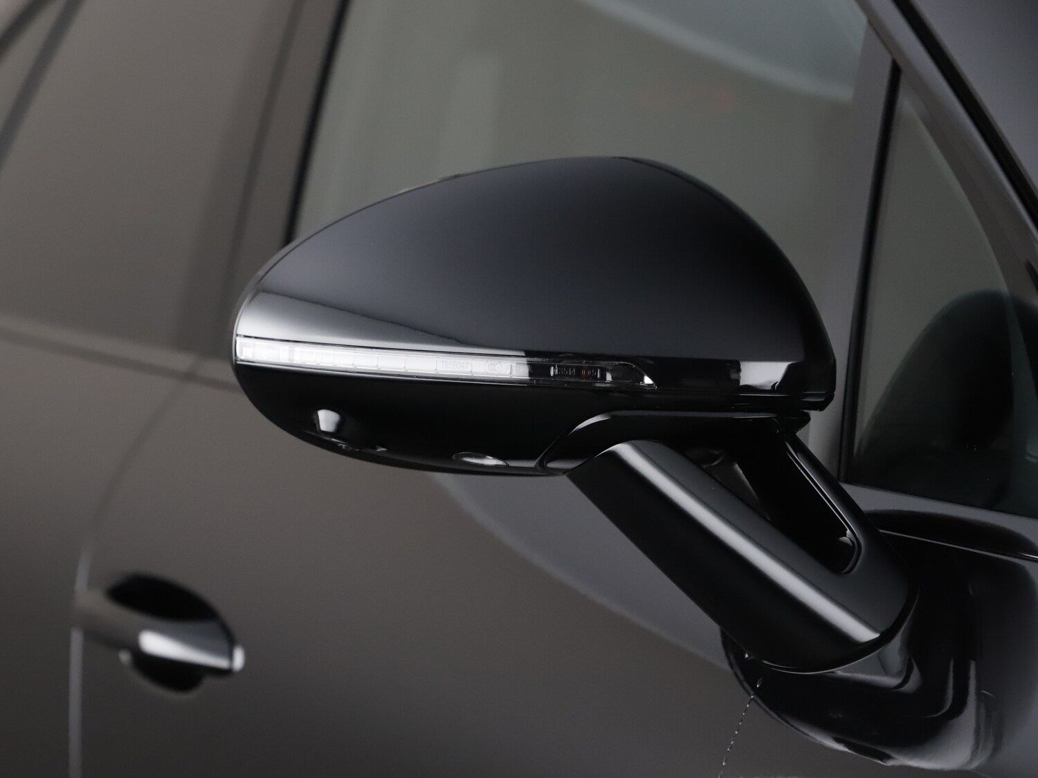 Used Porsche Macan 2025 for sale - 76184795: Photo 14