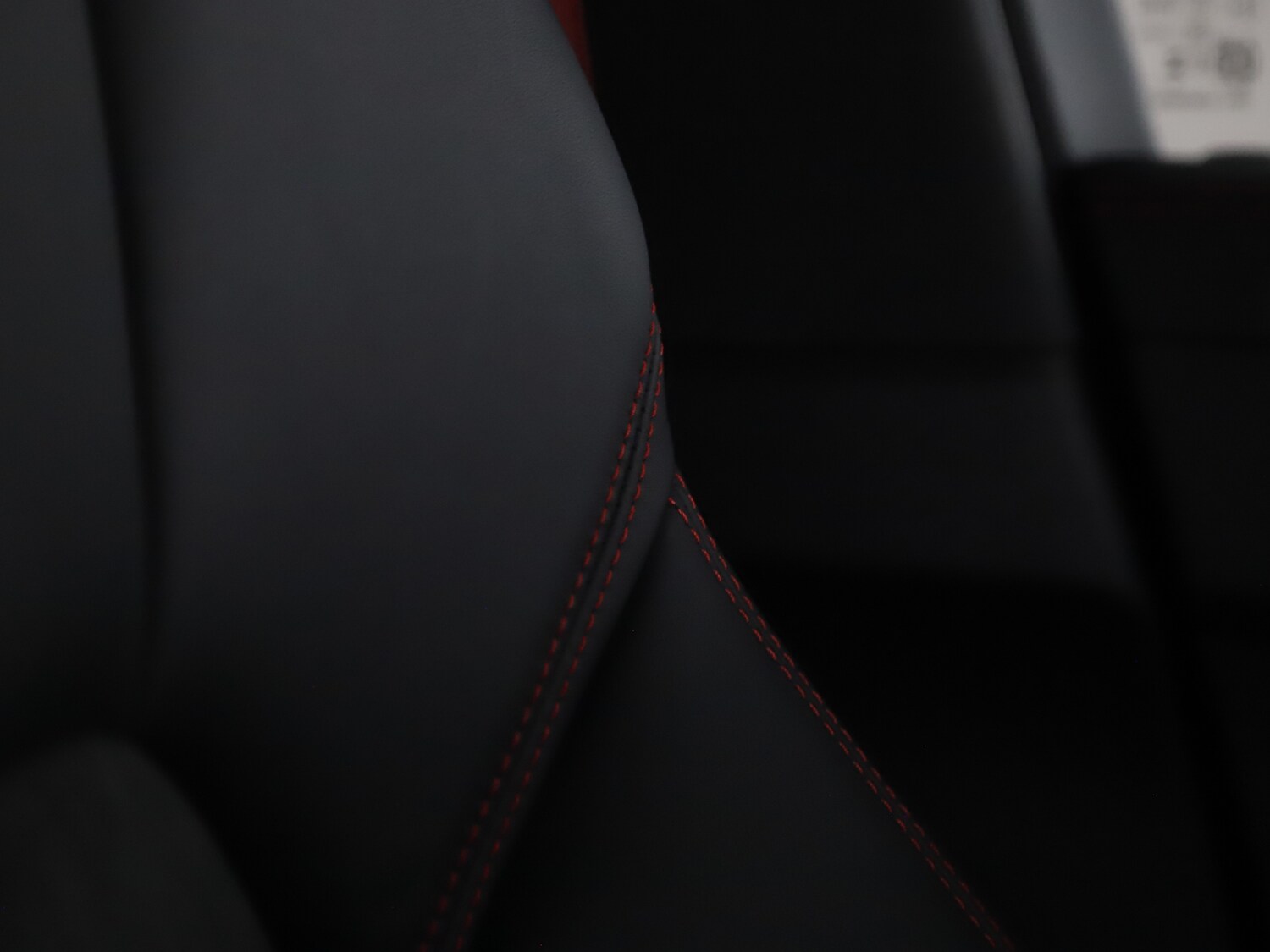 Used Porsche Macan 2025 for sale - 76184795: Photo 44