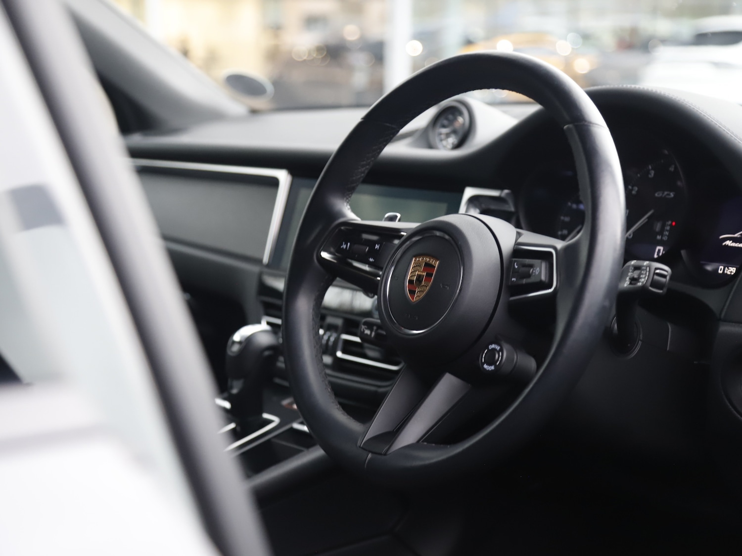 Used Porsche Macan 2023 for sale - 77408833: Photo 39