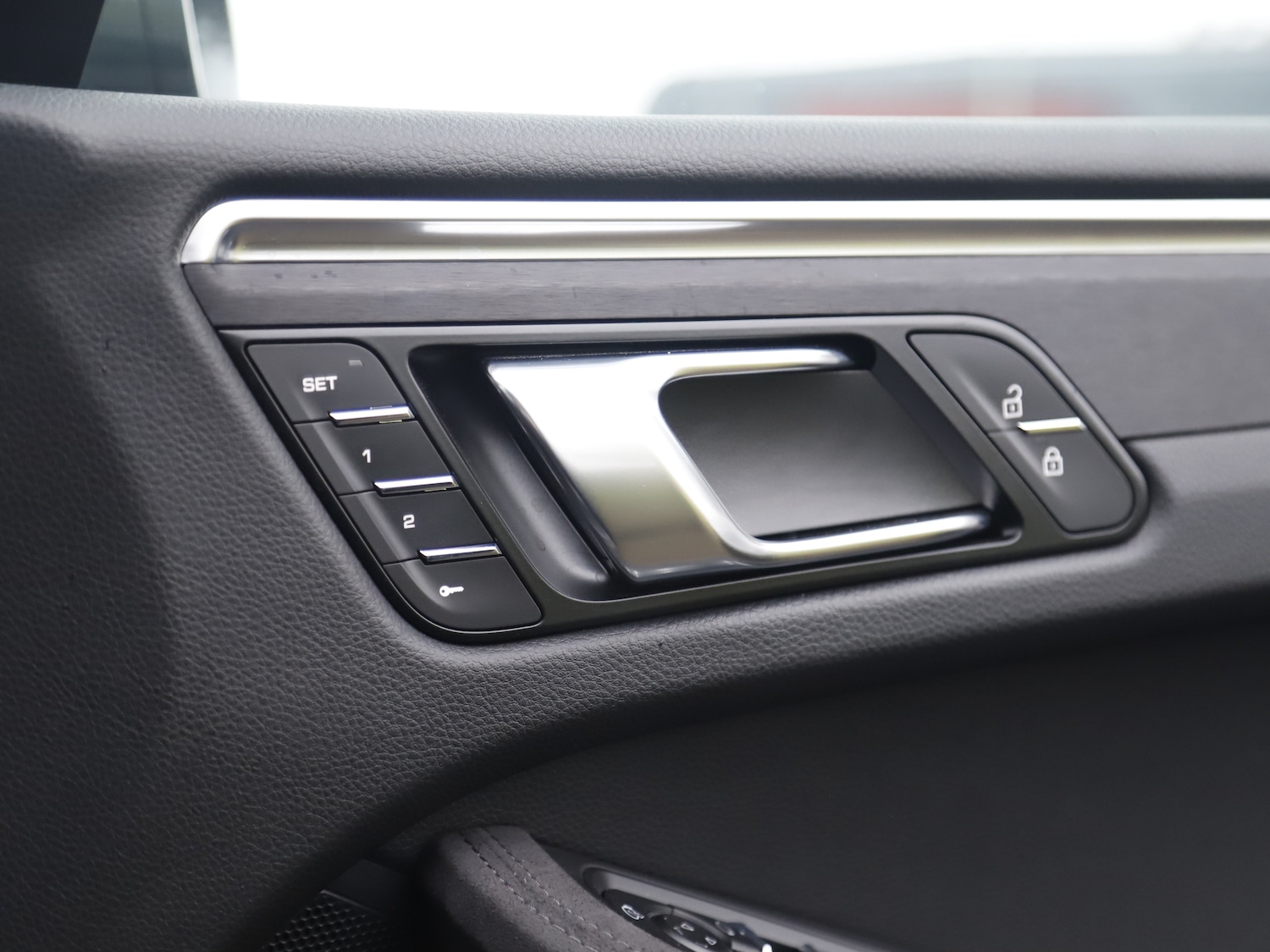 Used Porsche Macan 2023 for sale - 77408833: Photo 43