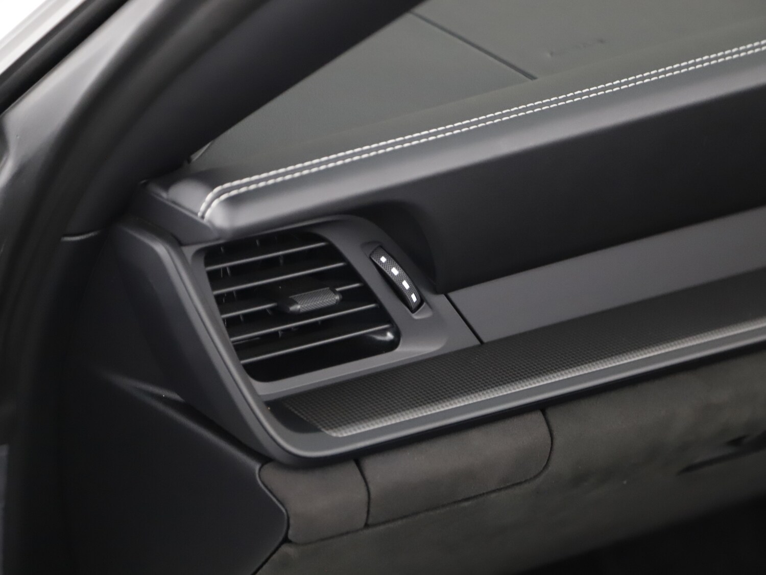 Used Porsche 911 2022 for sale - 75985604: Photo 14