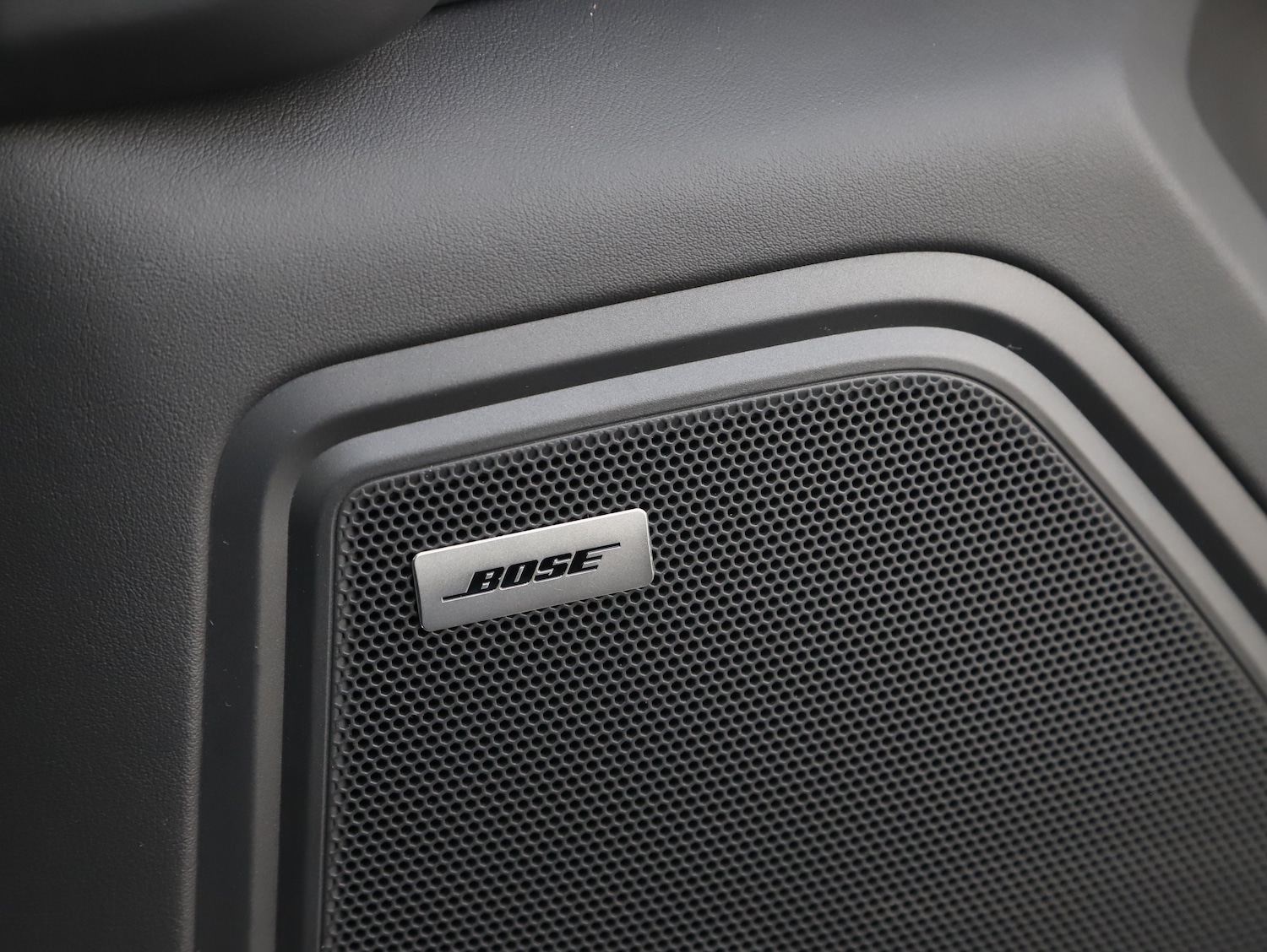 Used Porsche Macan 2024 for sale - 77836187: Photo 33