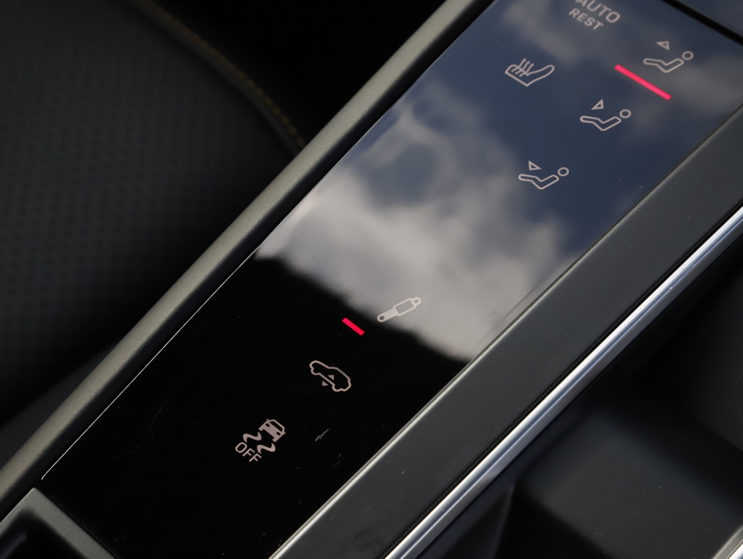 Used Porsche Macan 2024 for sale - 77836187: Photo 41