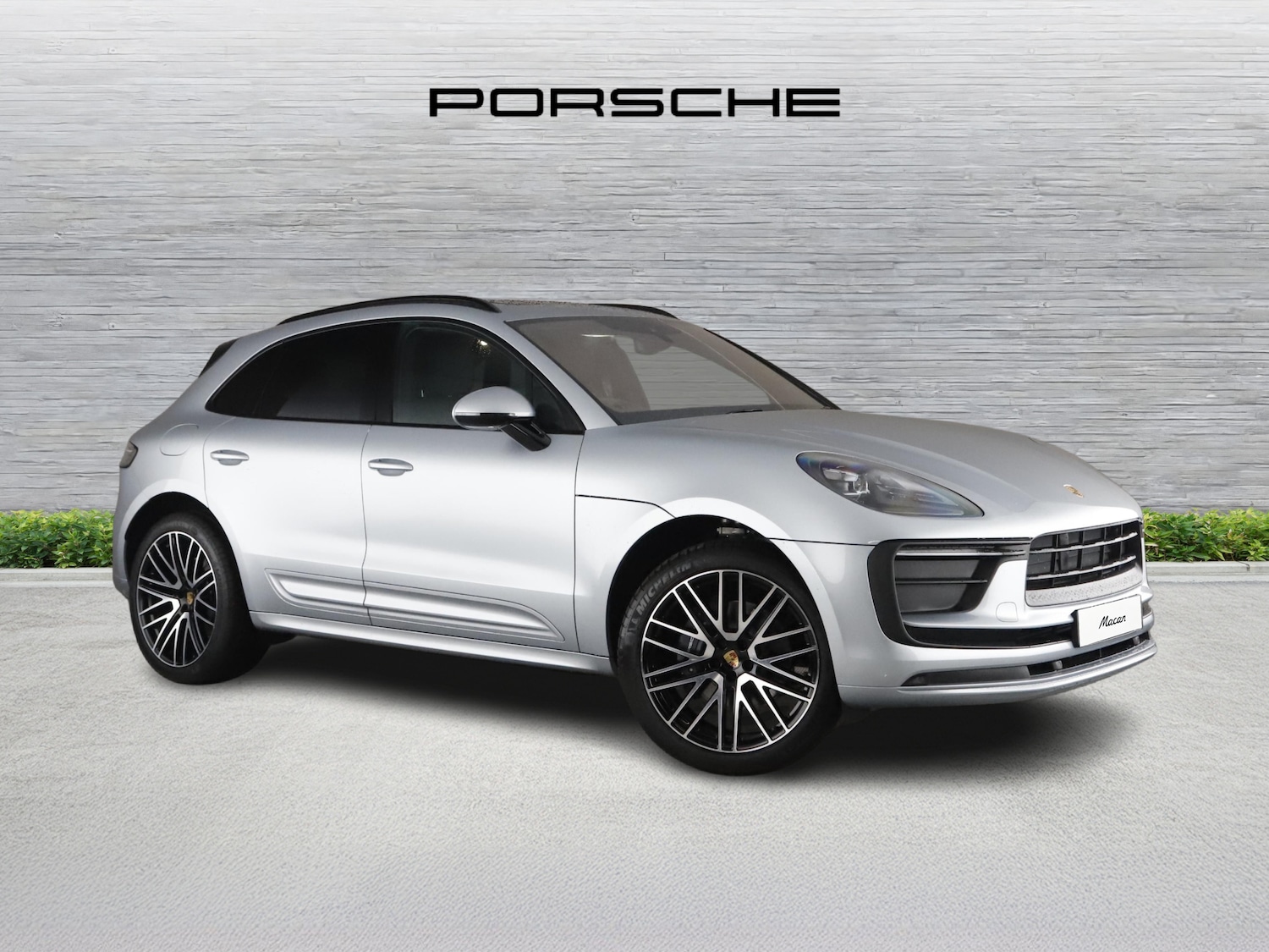Used Porsche Macan 2025 for sale - 76416398: Photo 1