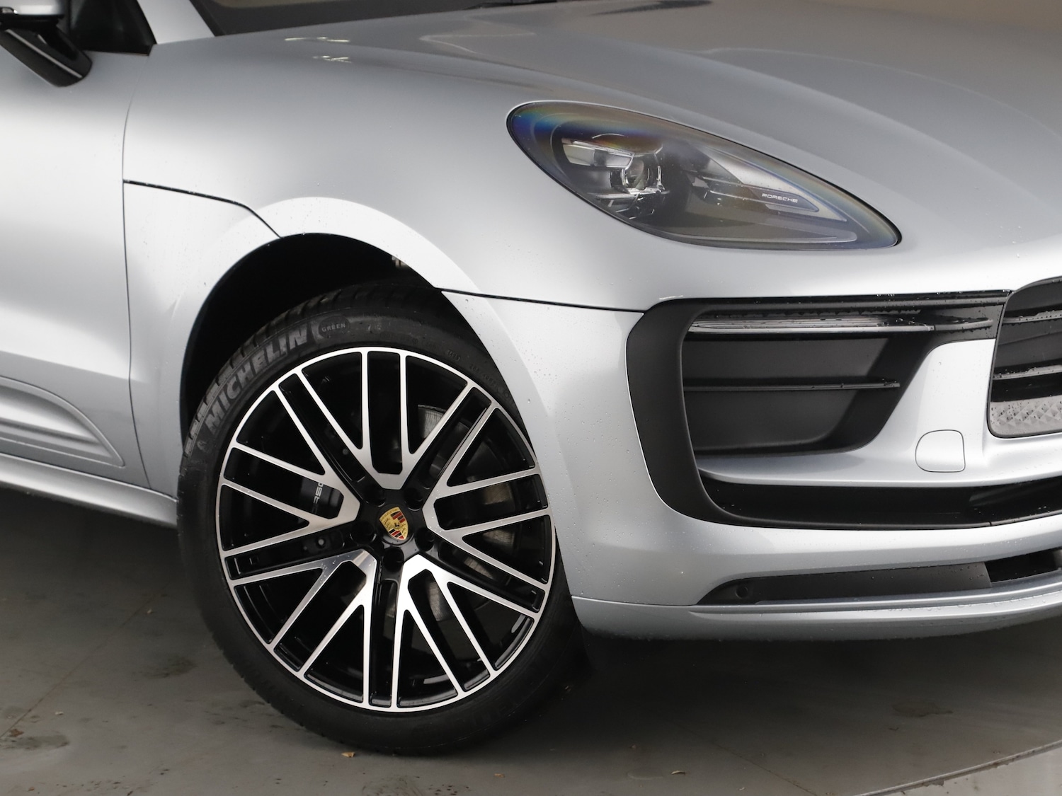 Used Porsche Macan 2025 for sale - 76416398: Photo 13