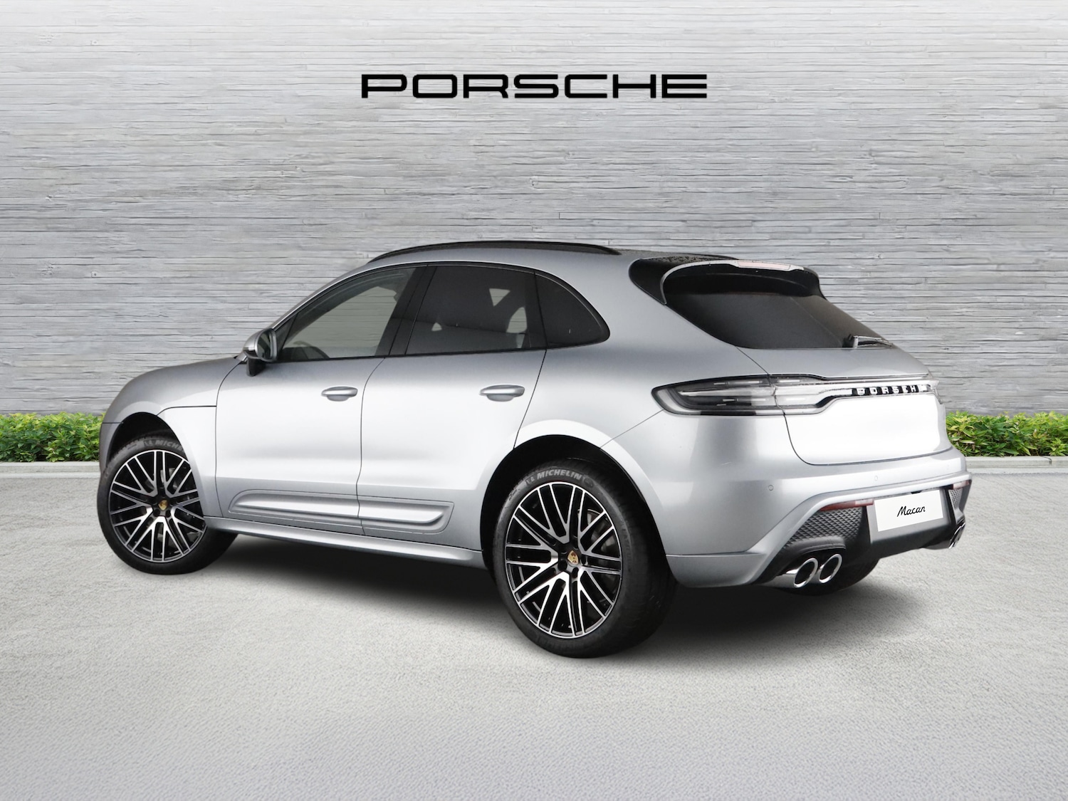 Used Porsche Macan 2025 for sale - 76416398: Photo 2