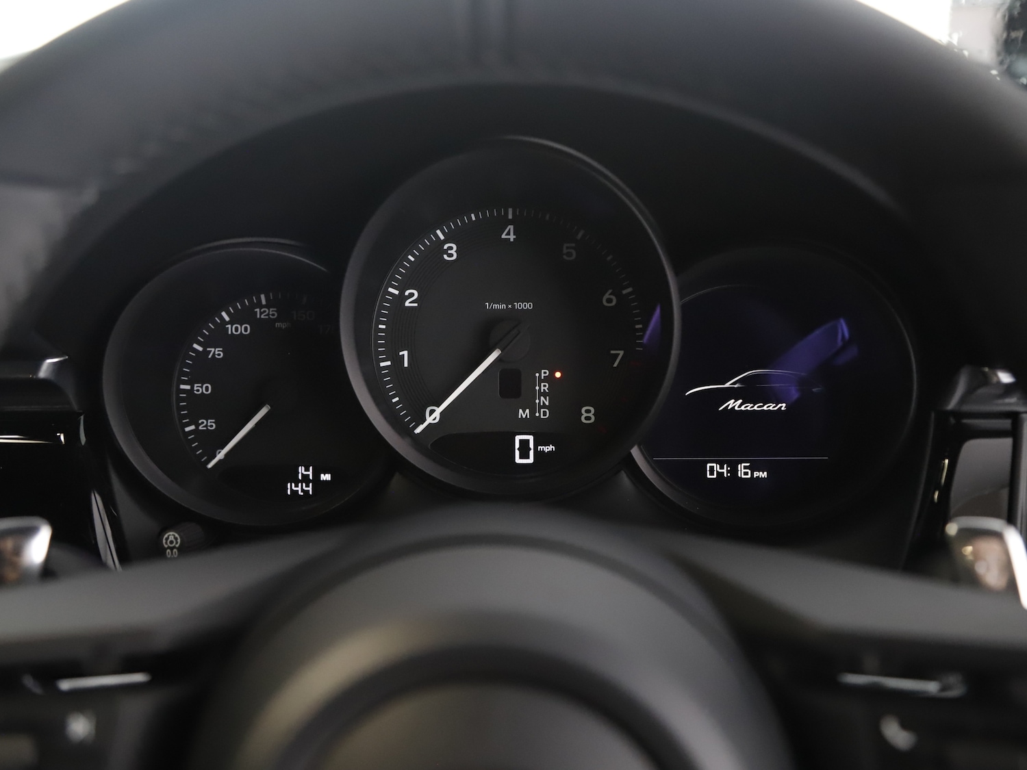 Used Porsche Macan 2025 for sale - 76416398: Photo 24