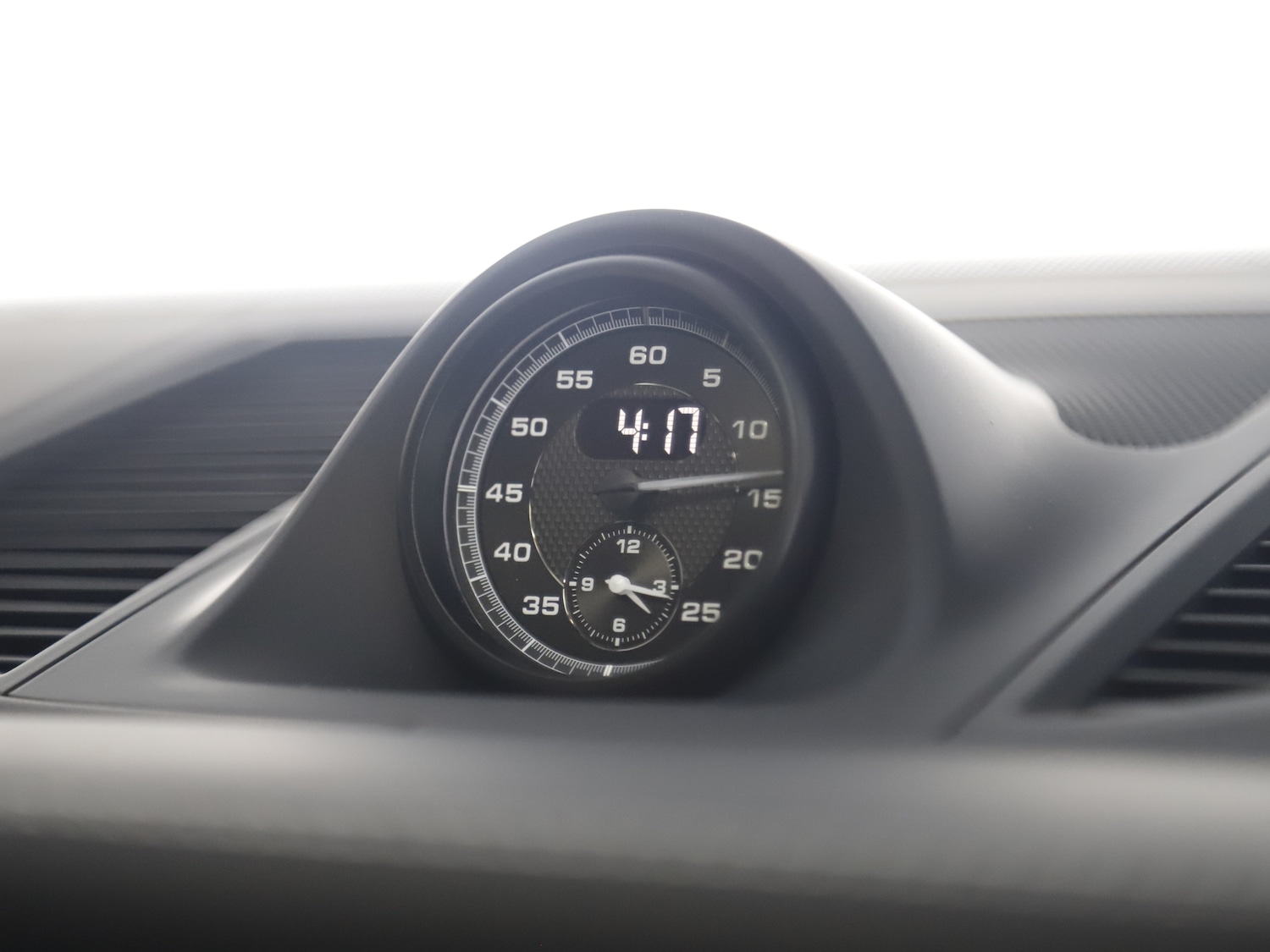 Used Porsche Macan 2025 for sale - 76416398: Photo 33