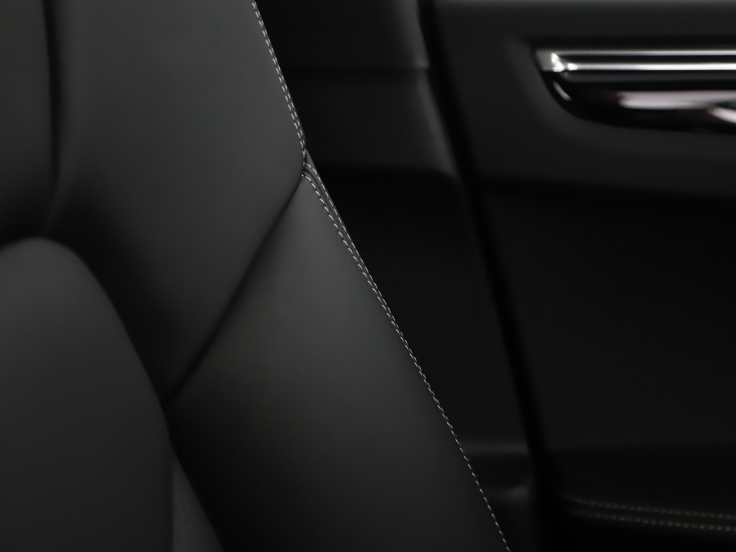 Used Porsche Macan 2025 for sale - 76416398: Photo 39