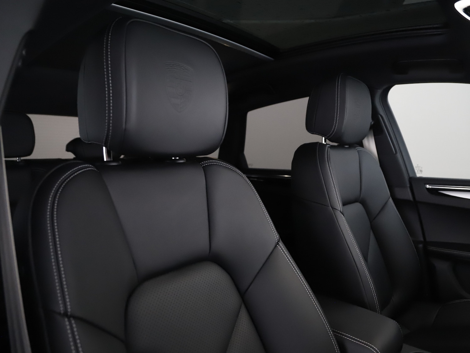 Used Porsche Macan 2025 for sale - 76416398: Photo 41