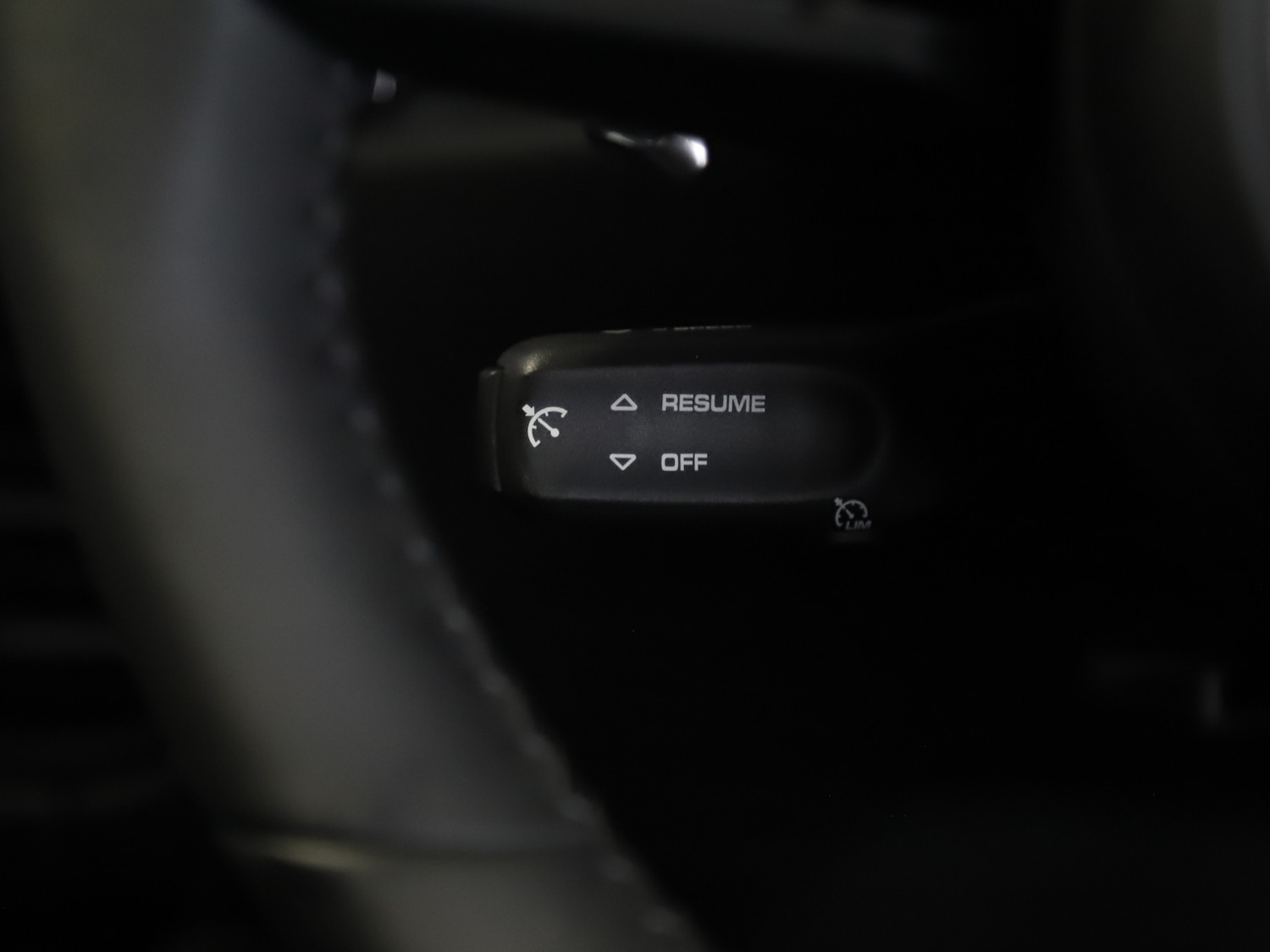 Used Porsche Macan 2025 for sale - 76416398: Photo 43