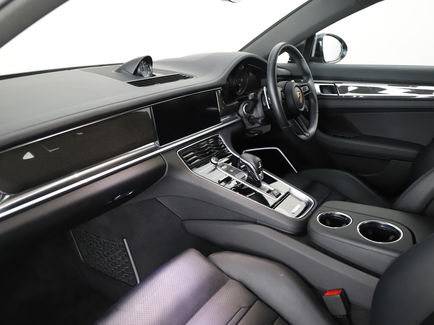 Used Porsche Panamera 2023 for sale - 76385618: Photo 3