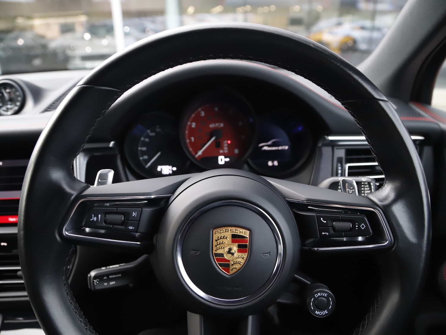 Used Porsche Macan 2021 for sale - 77691988: Photo 10