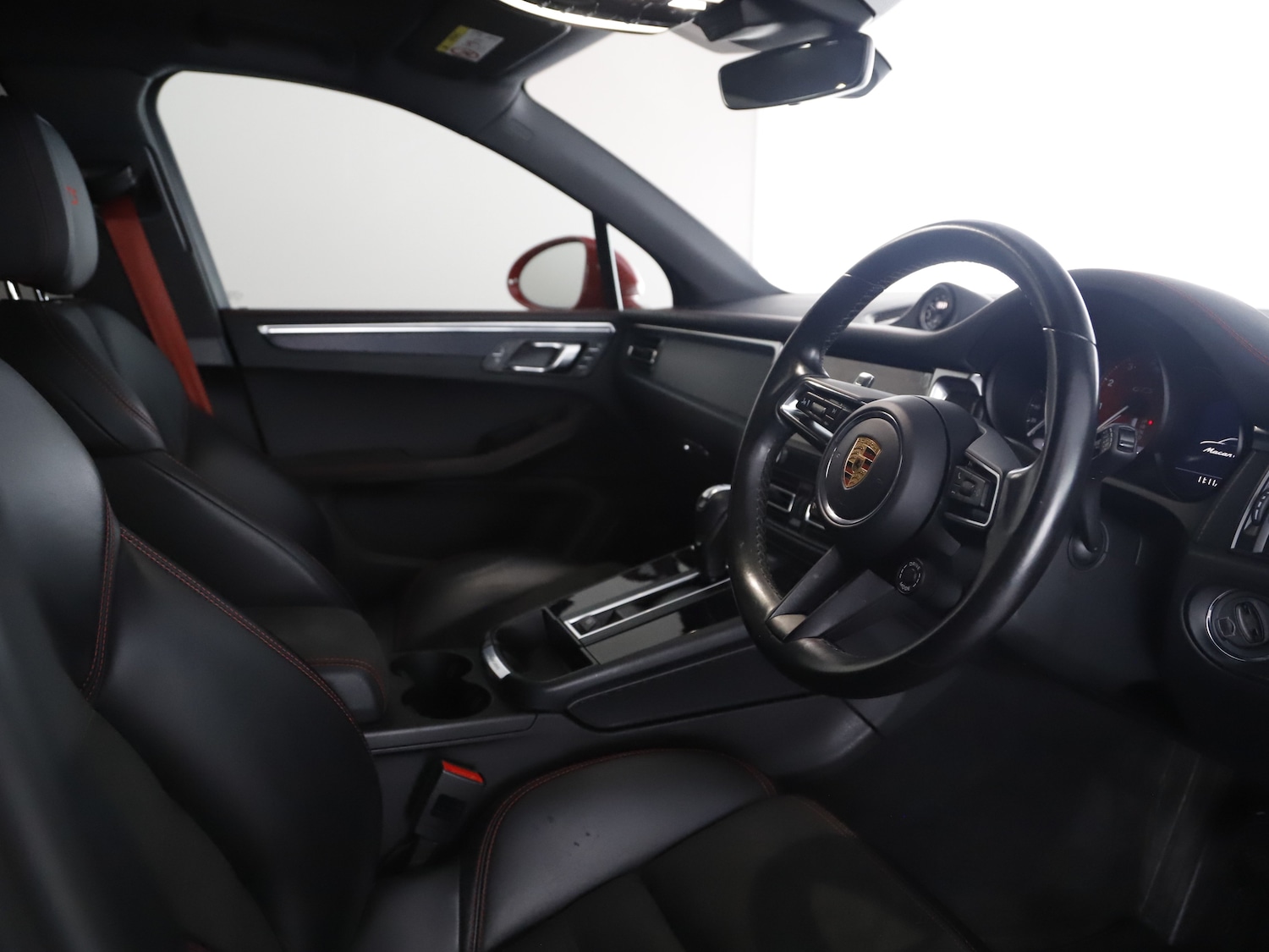 Used Porsche Macan 2021 for sale - 77691988: Photo 34