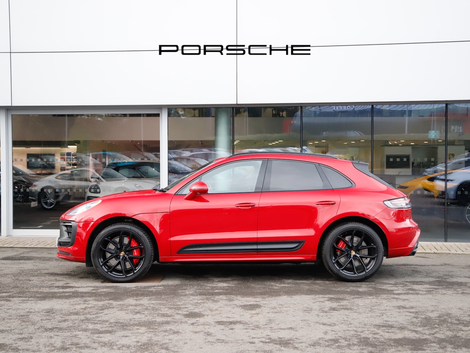 Used Porsche Macan 2021 for sale - 77691988: Photo 6