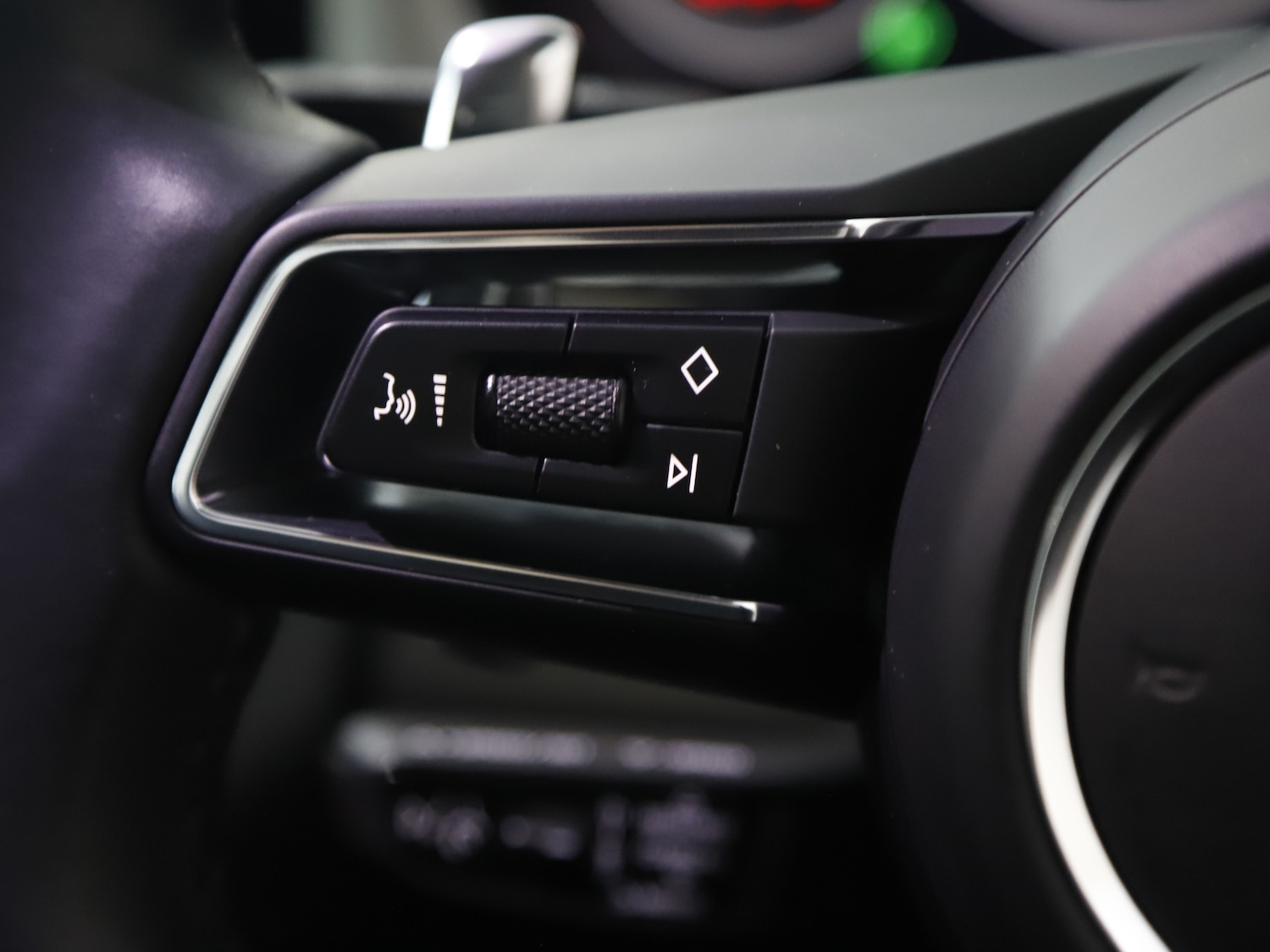 Used Porsche Panamera 2023 for sale - 77608393: Photo 25