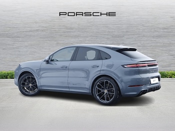 Used Porsche Cayenne 1969 for sale - 77106782: Photo