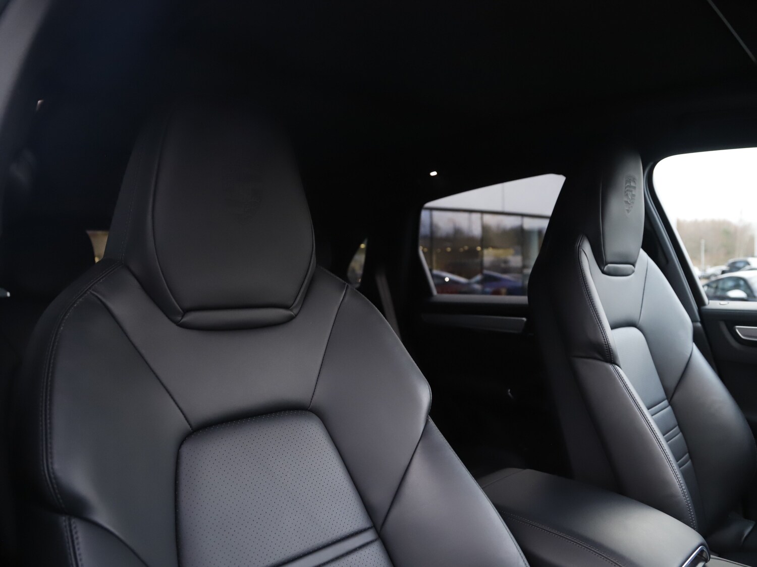 Used Porsche Cayenne 2023 for sale - 77371926: Photo 44