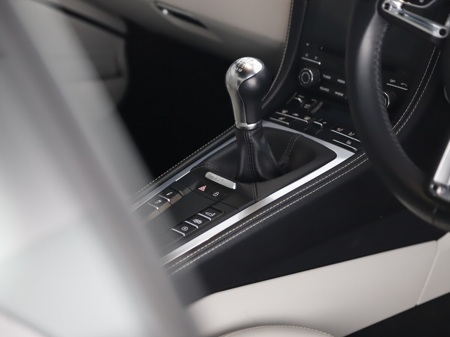 Used Porsche 718 Cayman 2021 for sale - 75776713: Photo 13