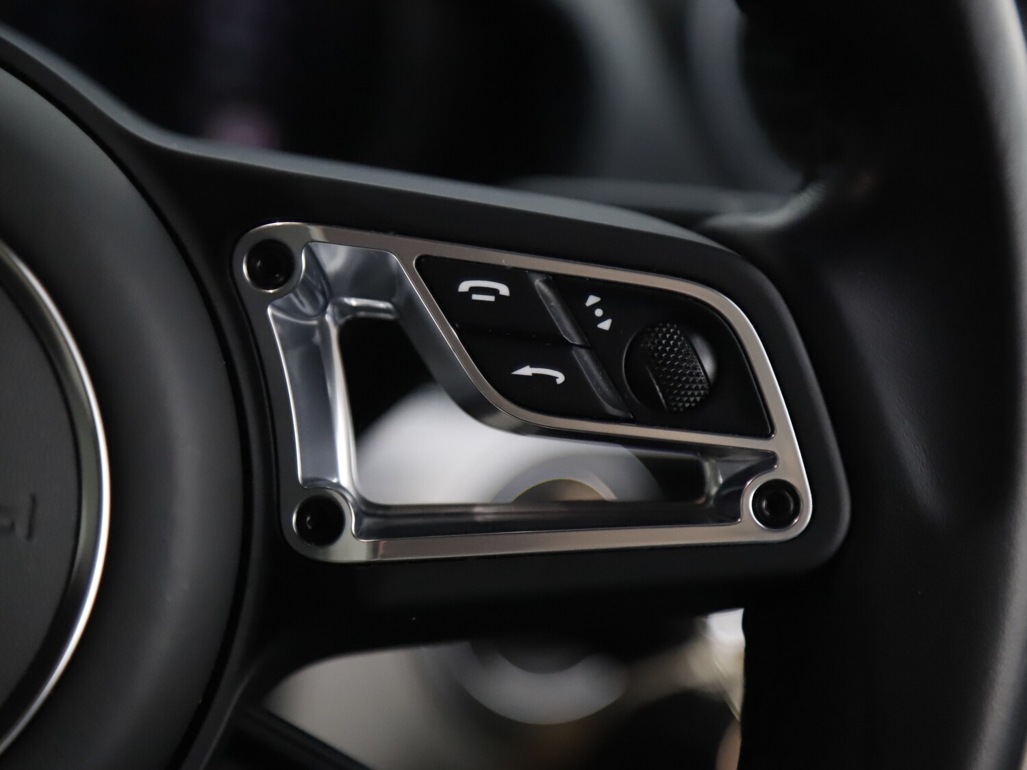 Used Porsche 718 Cayman 2021 for sale - 75776713: Photo 14