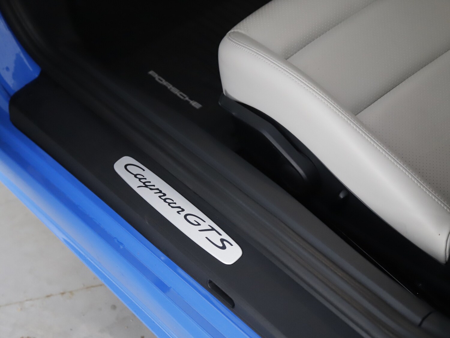 Used Porsche 718 Cayman 2021 for sale - 75776713: Photo 31