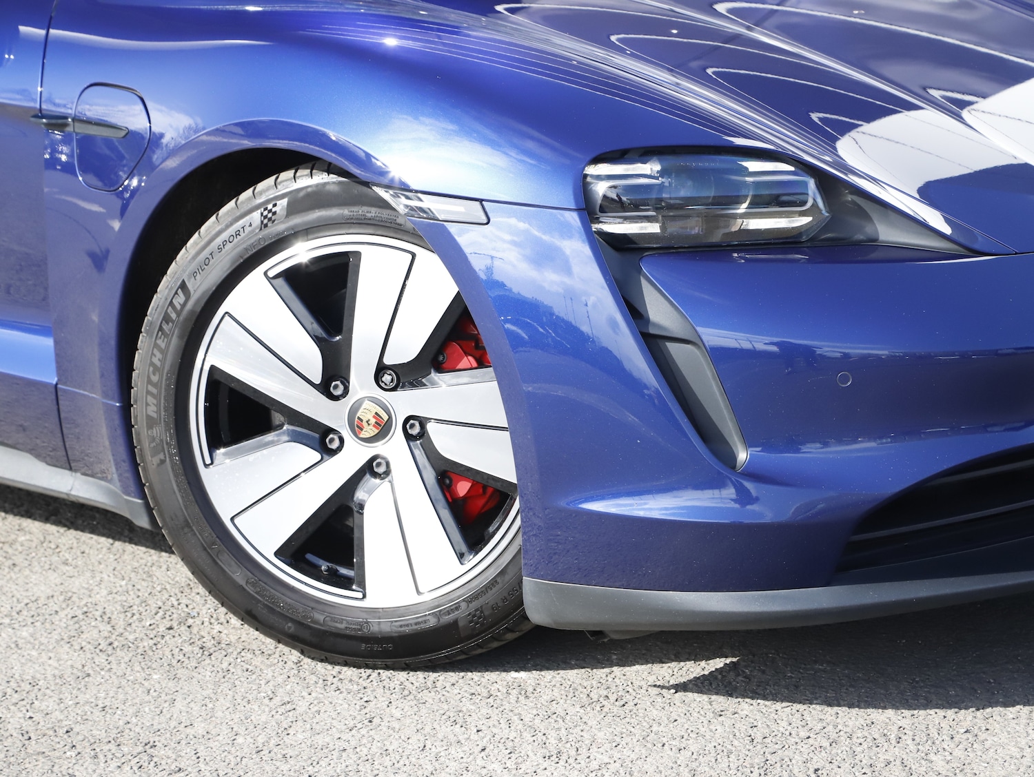 Used Porsche Taycan 2021 for sale - 78067963: Photo 10