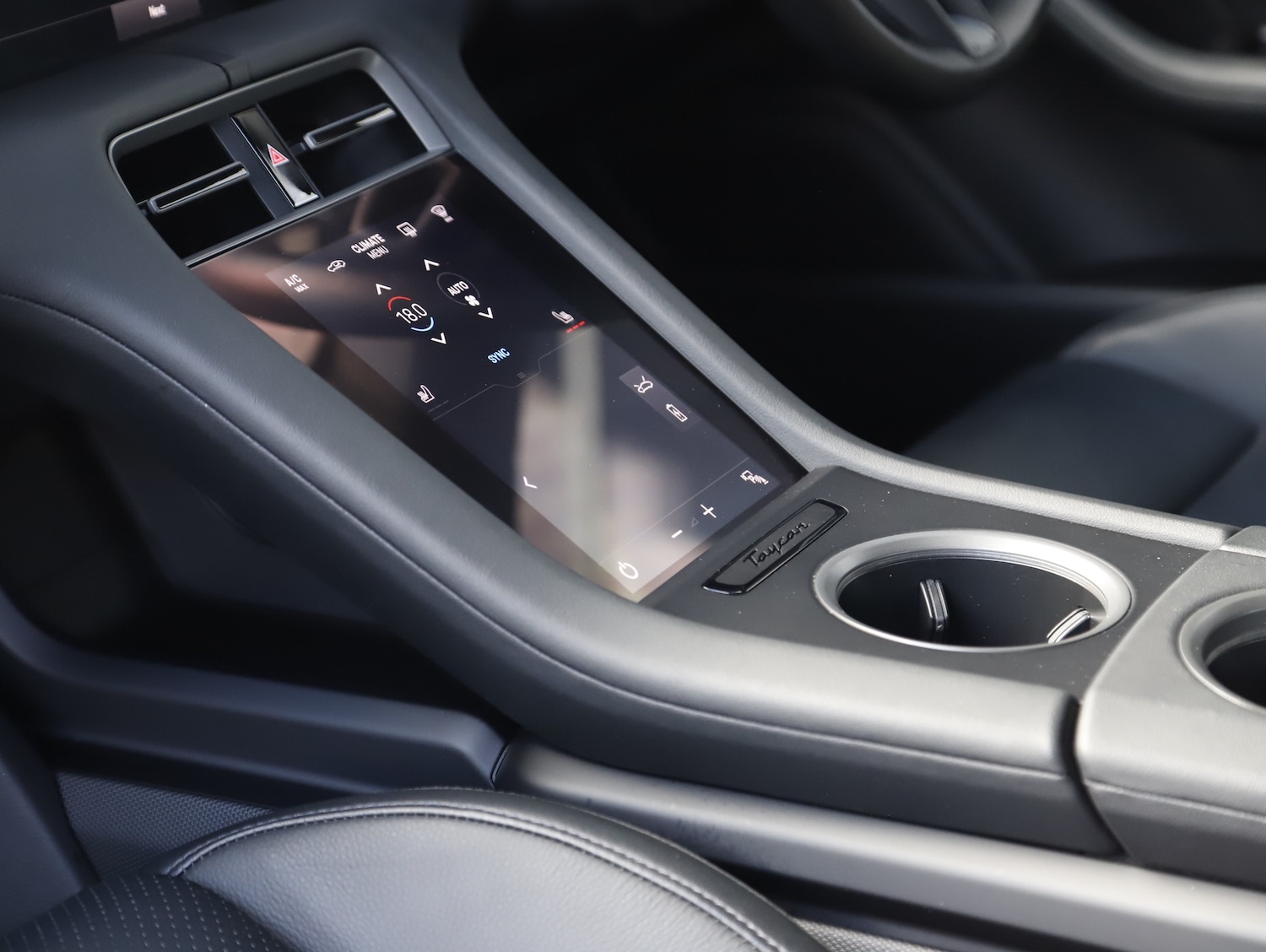 Used Porsche Taycan 2021 for sale - 78067963: Photo 16