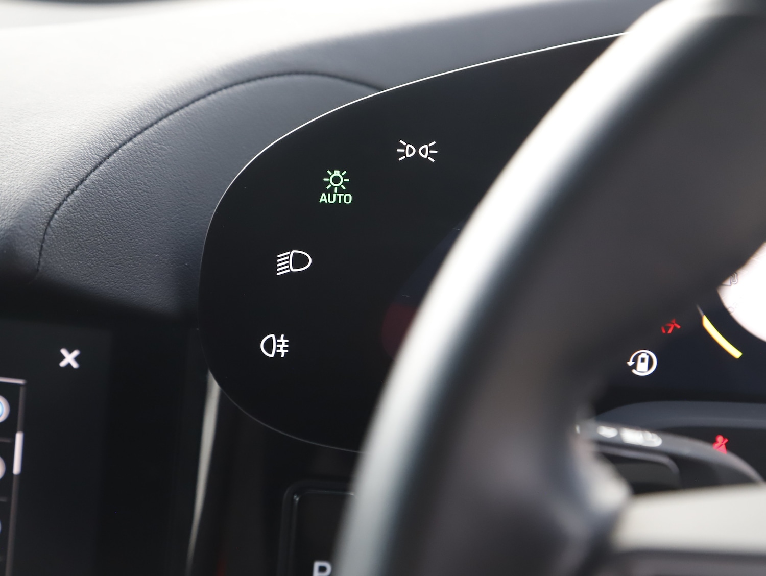 Used Porsche Taycan 2021 for sale - 78067963: Photo 28