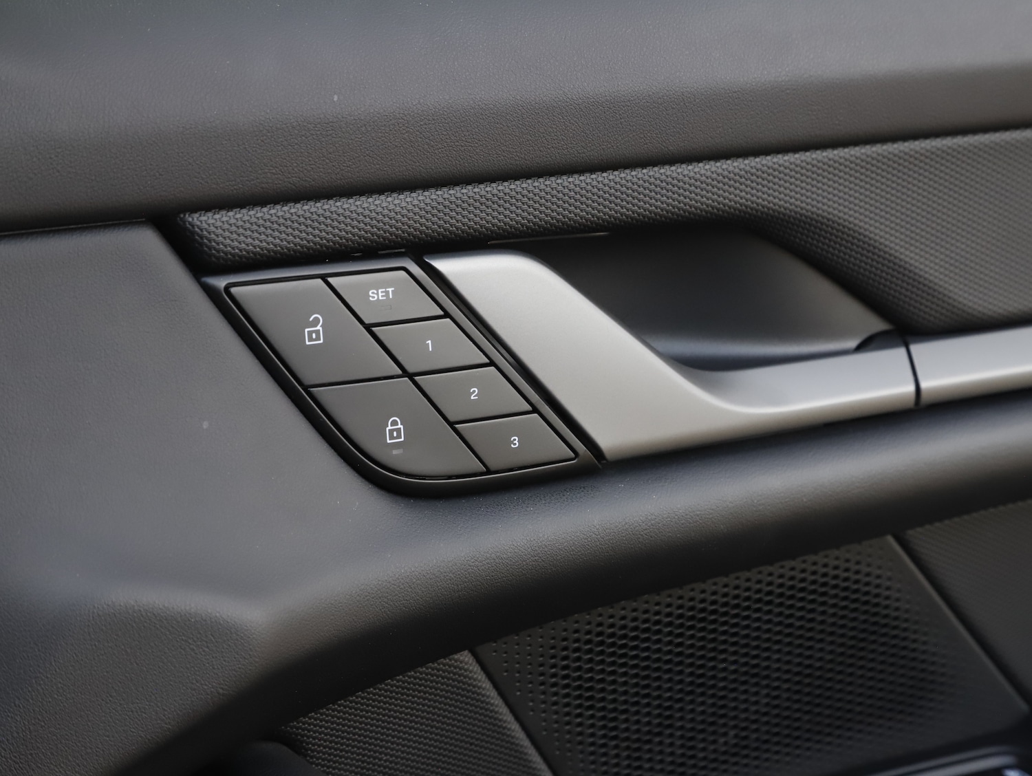 Used Porsche Taycan 2021 for sale - 78067963: Photo 29