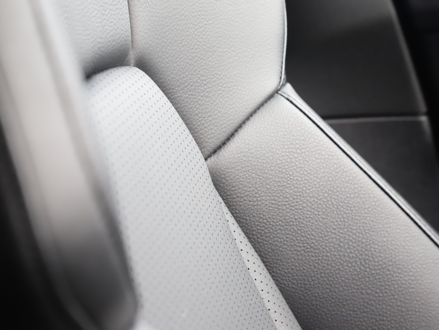 Used Porsche Taycan 2021 for sale - 78067963: Photo 31