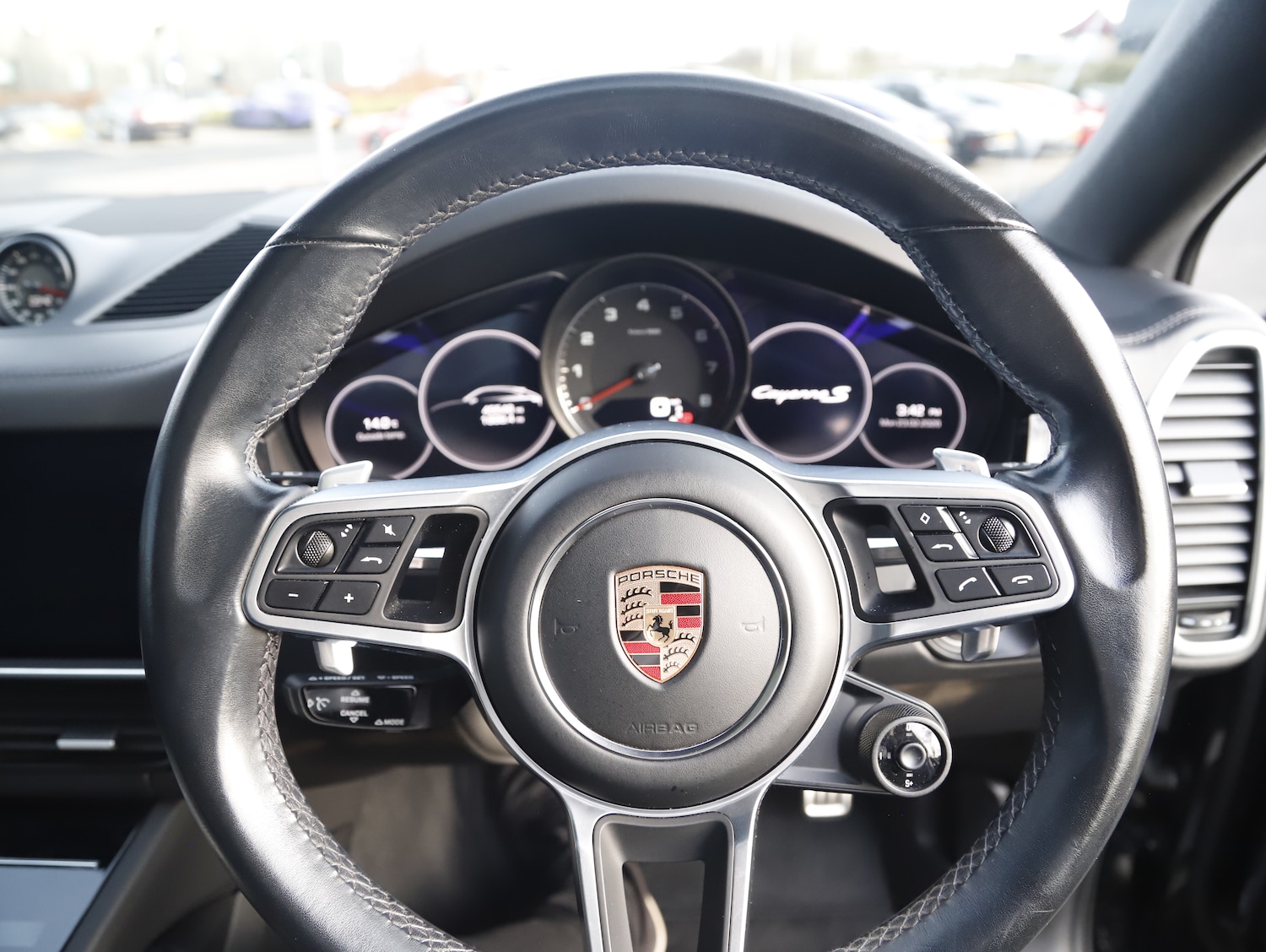 Used Porsche Cayenne 2019 for sale - 77654392: Photo 32