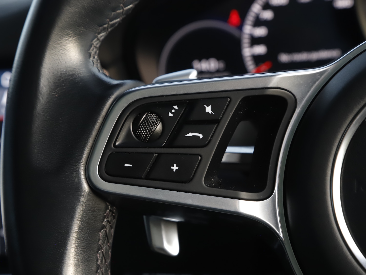 Used Porsche Cayenne 2019 for sale - 77654392: Photo 43