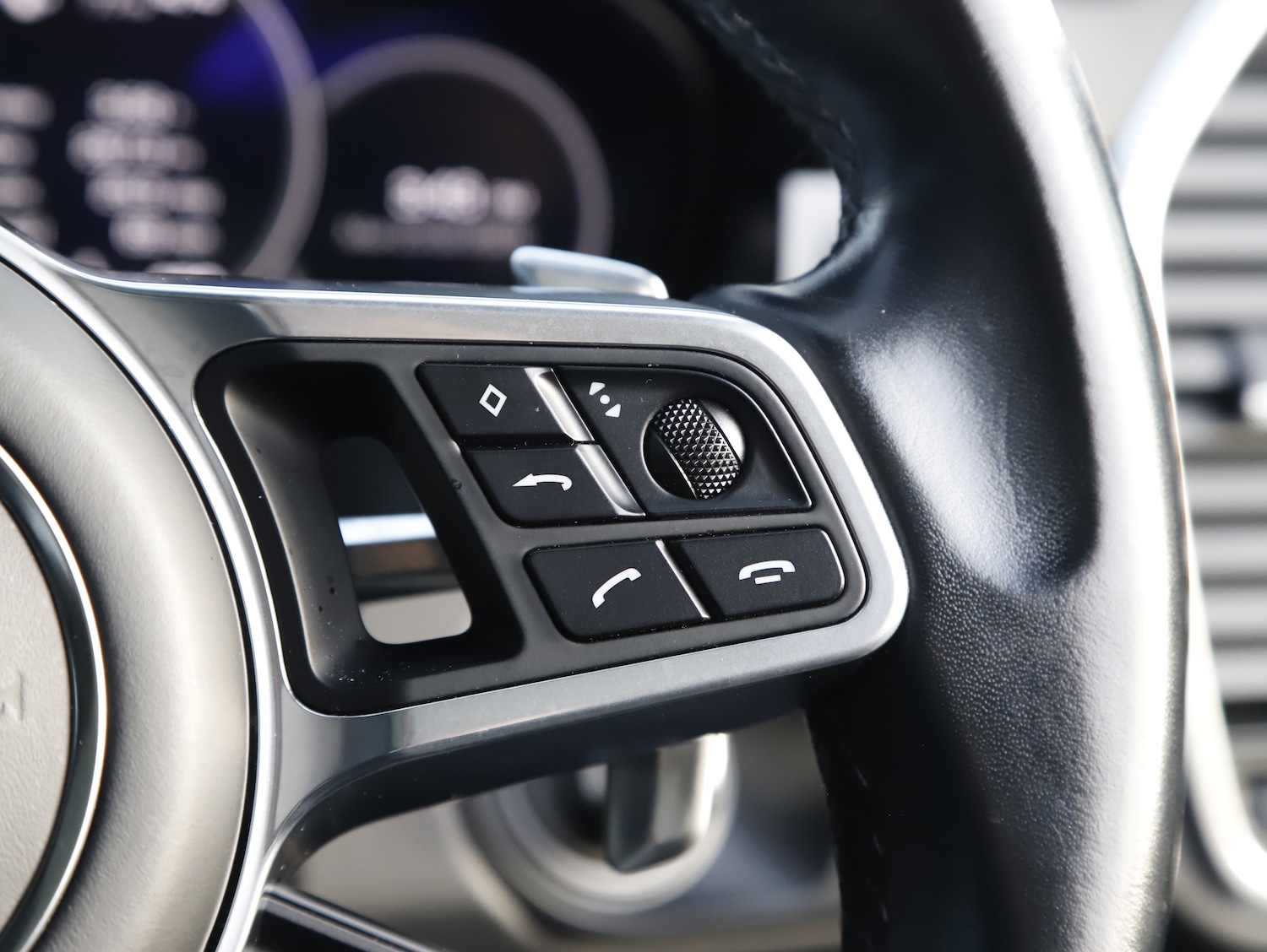 Used Porsche Cayenne 2019 for sale - 77654392: Photo 45