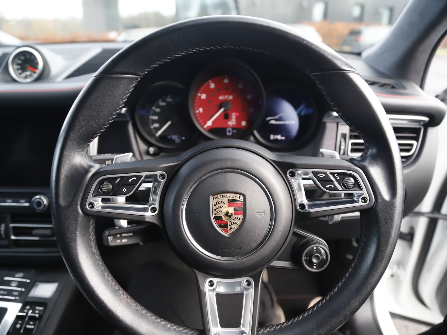 Used Porsche Macan 2021 for sale - 77249338: Photo 16