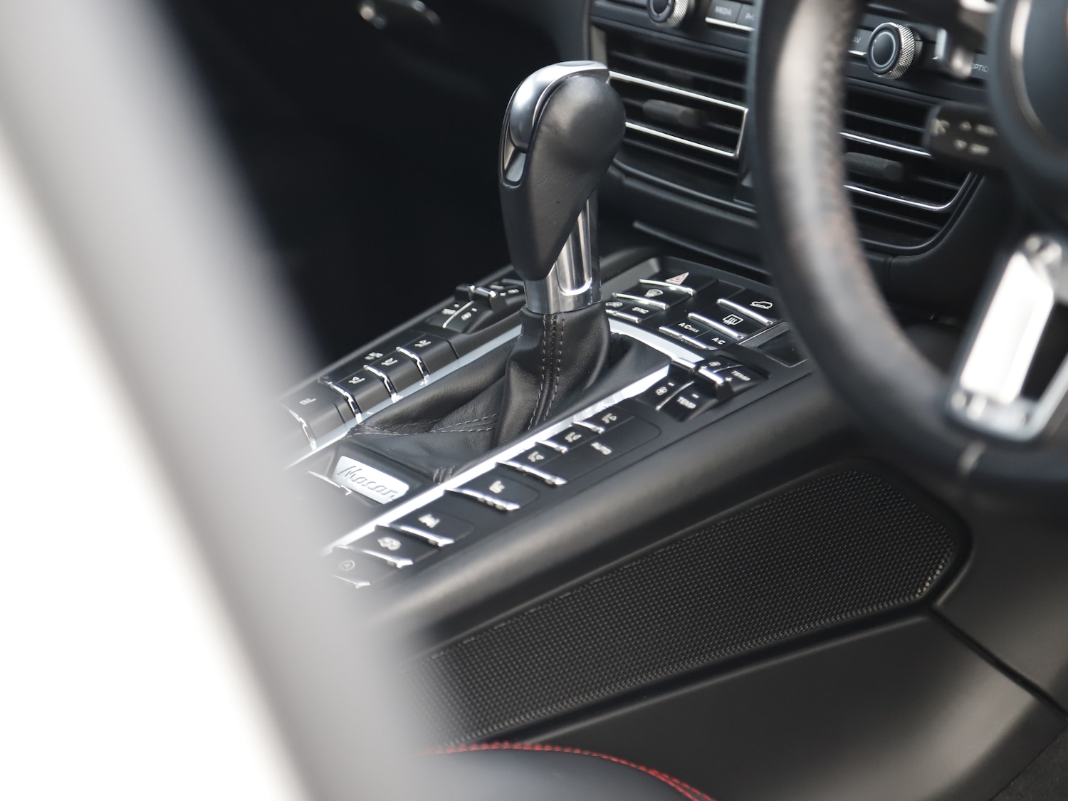 Used Porsche Macan 2021 for sale - 77249338: Photo 20