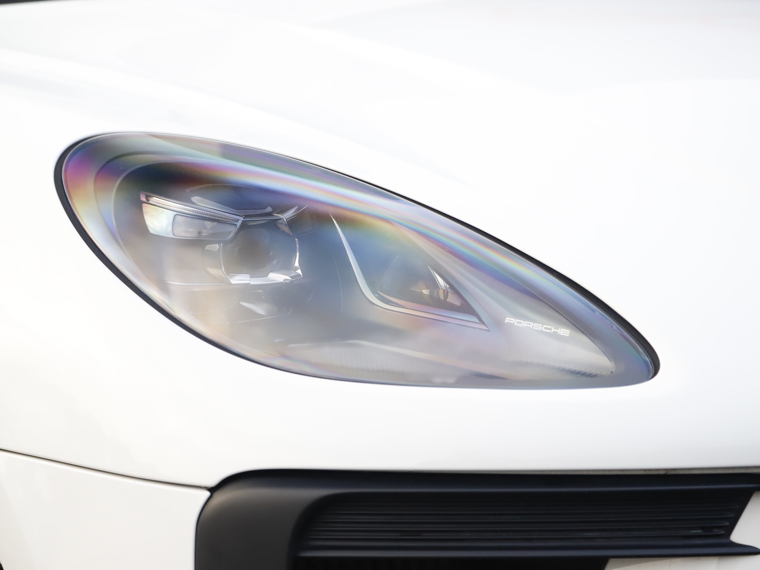 Used Porsche Macan 2021 for sale - 77249338: Photo 32