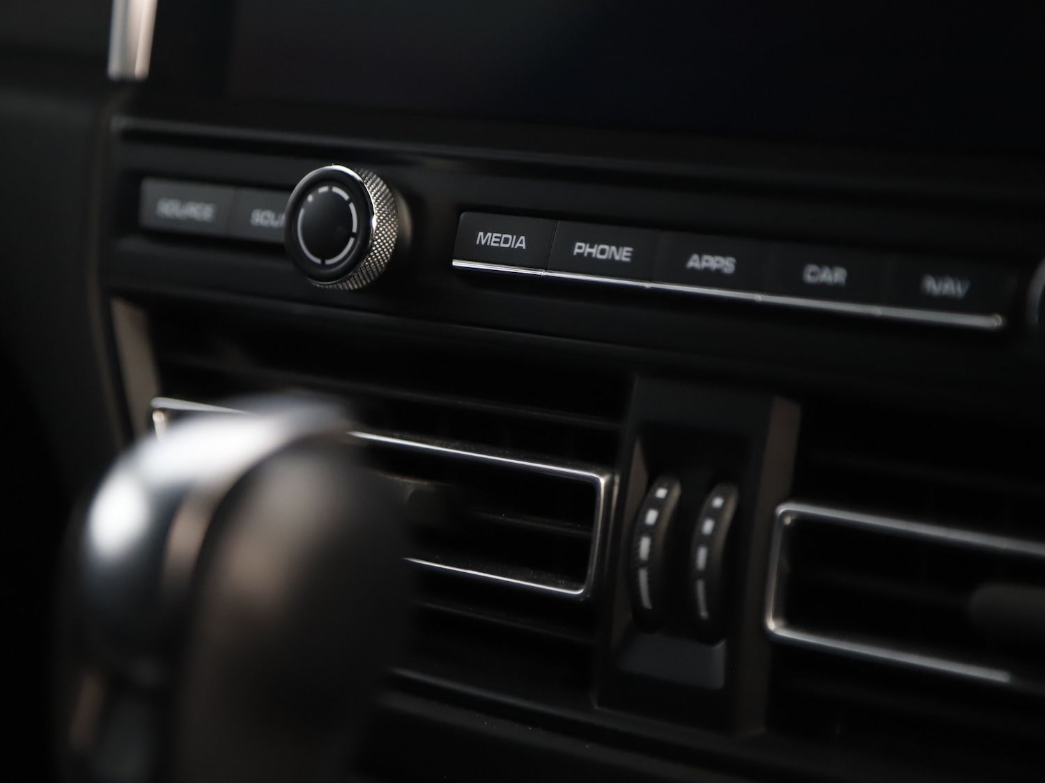 Used Porsche Macan 2021 for sale - 77249338: Photo 41