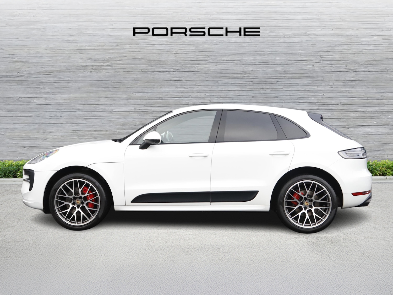 Used Porsche Macan 2021 for sale - 77249338: Photo 6