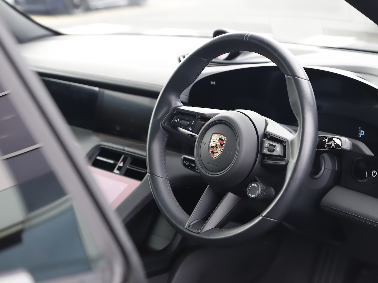 Used Porsche Taycan 2023 for sale - 77533745: Photo 18