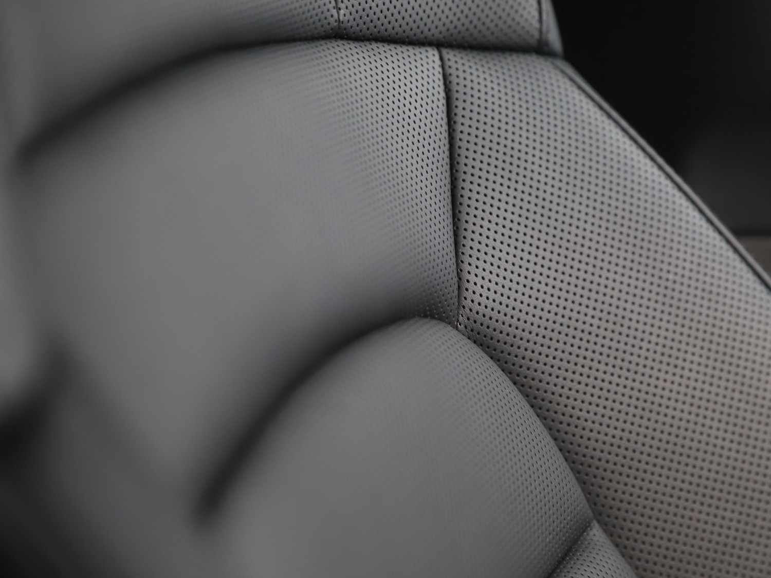 Used Porsche Taycan 2023 for sale - 77533745: Photo 19