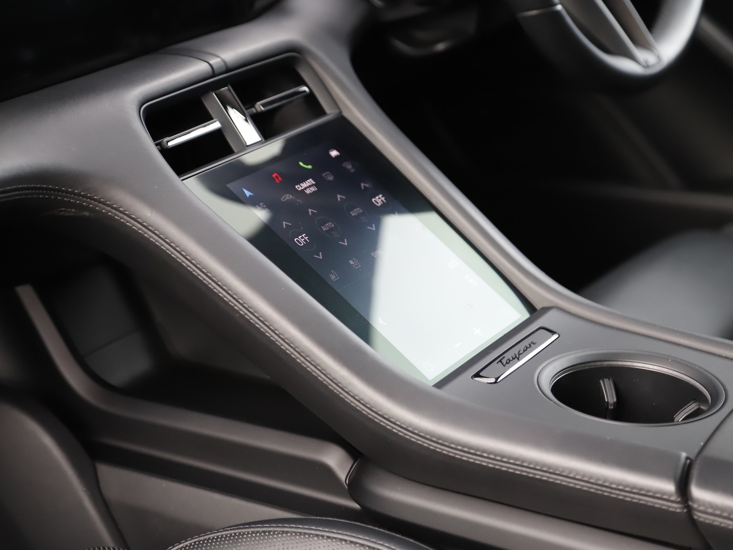 Used Porsche Taycan 2023 for sale - 77533745: Photo 27