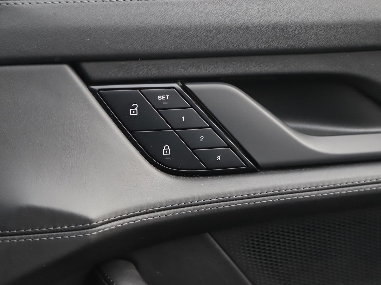 Used Porsche Taycan 2023 for sale - 77533745: Photo 29