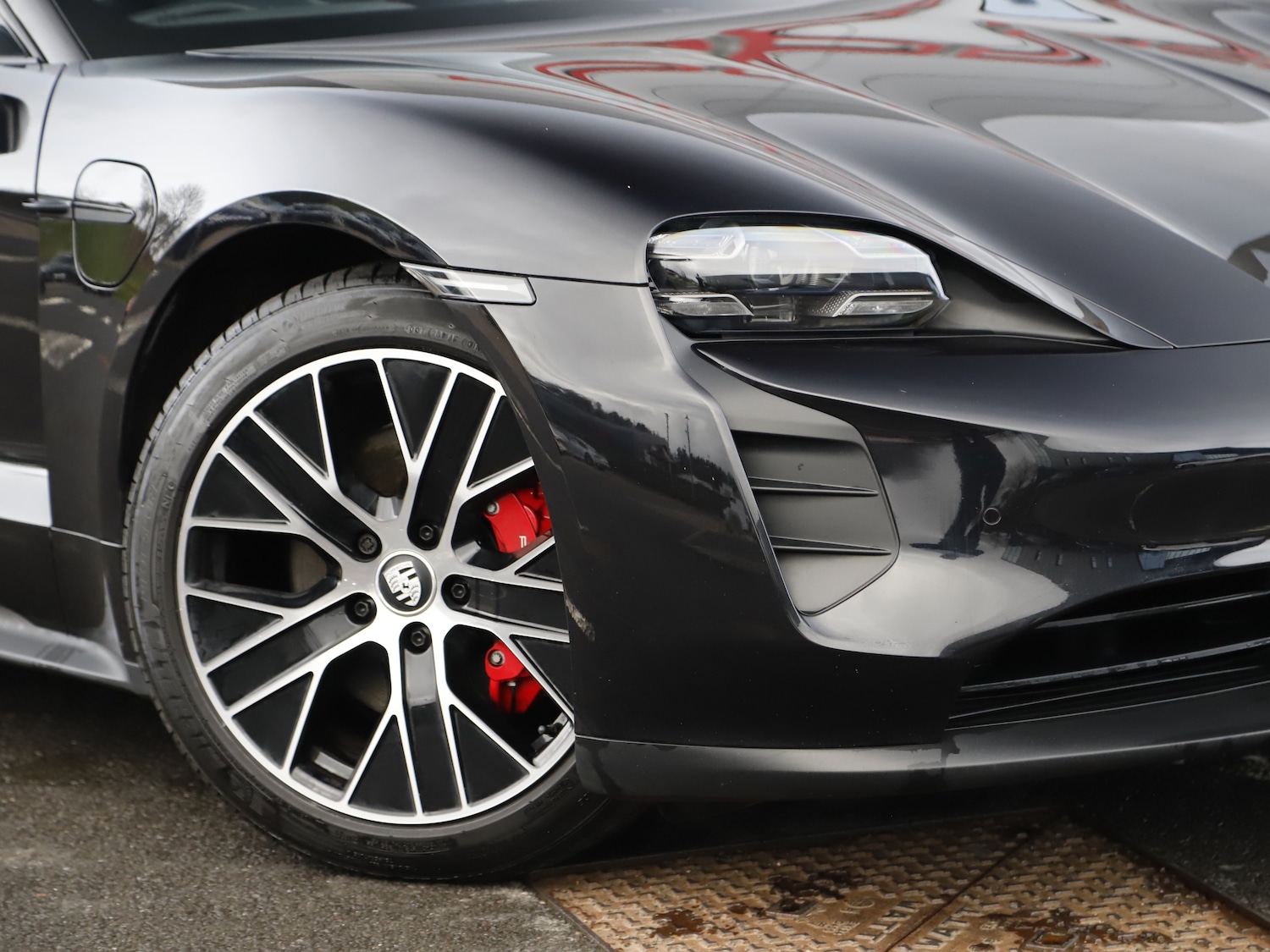 Used Porsche Taycan 2023 for sale - 77533745: Photo 36