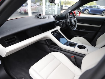 Used Porsche Taycan 2022 for sale - 78505095: Photo