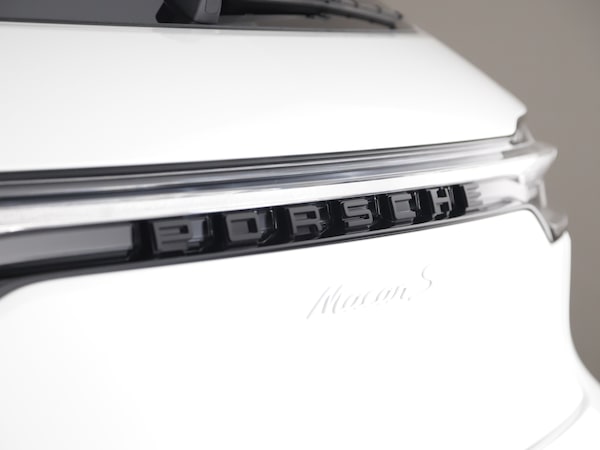 Used Porsche Macan 2025 for sale - 75474146: Photo 12