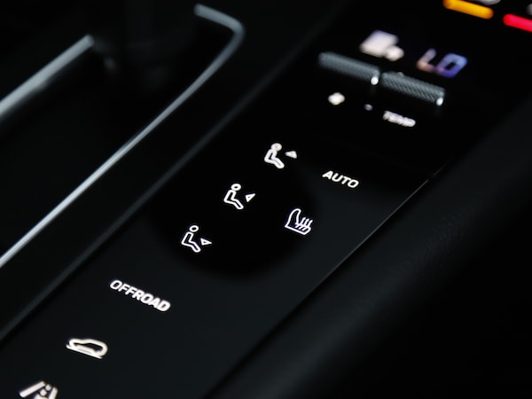 Used Porsche Macan 2025 for sale - 75474146: Photo 25